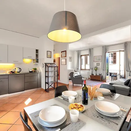 Residenza Lungolago - Happy